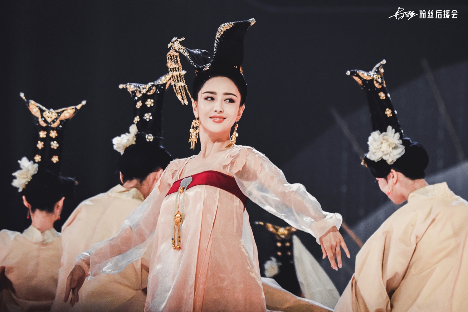 Đồng Lệ Á múa ảnh 7 Dong Le A mua anh 7