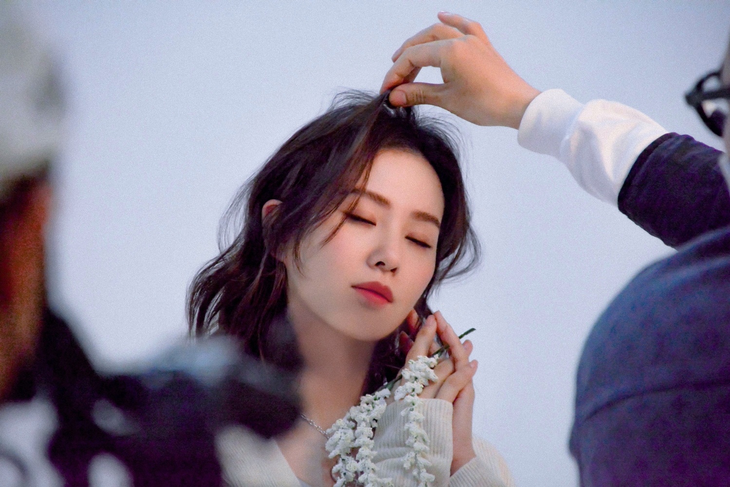 Luu Thi Thi khoe vai tran anh 7