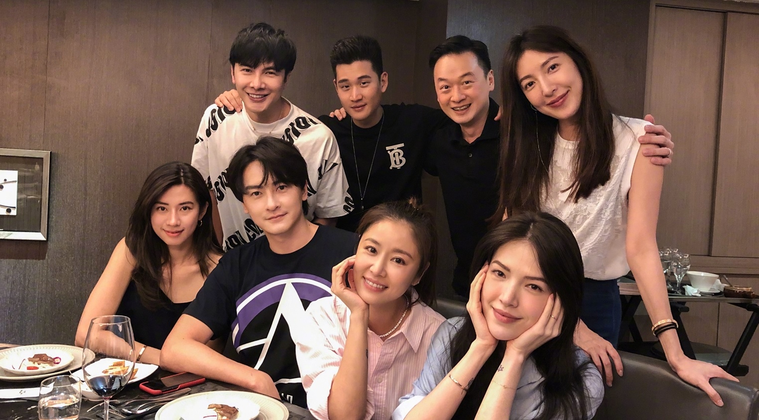 Trinh Nguyen Suong don sinh nhat ben Lam Tam Nhu sau scandal dong tinh hinh anh