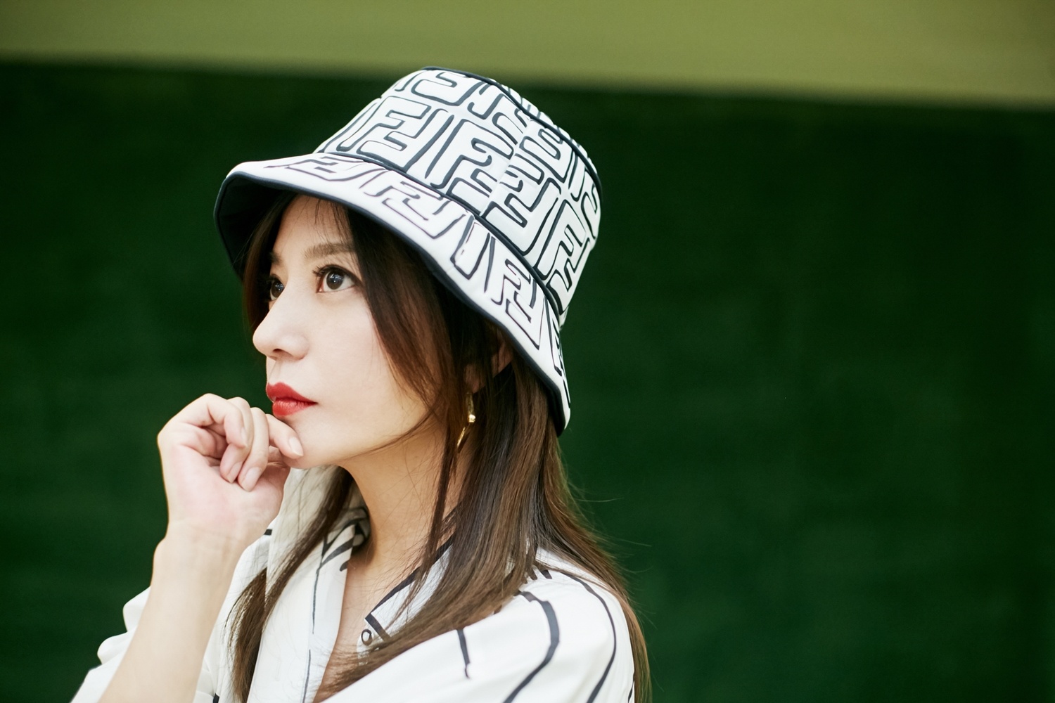 Trieu Vy tre trung anh 3