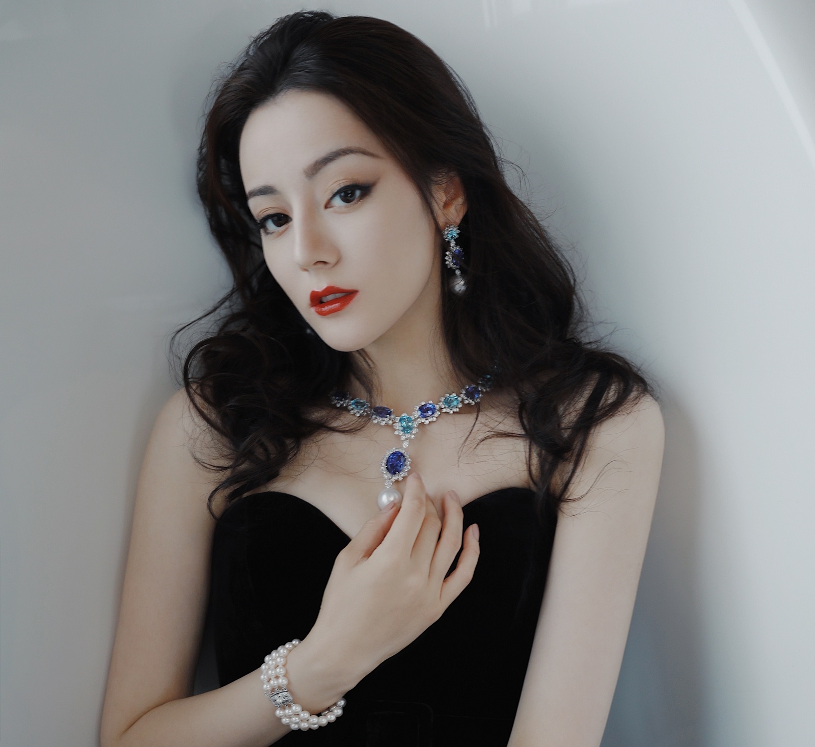 Dich Le Nhiet Ba goi cam anh 8