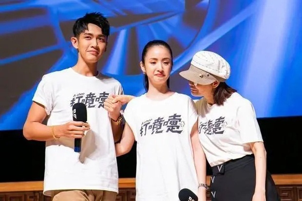 Kha Chan Dong khoc anh 2