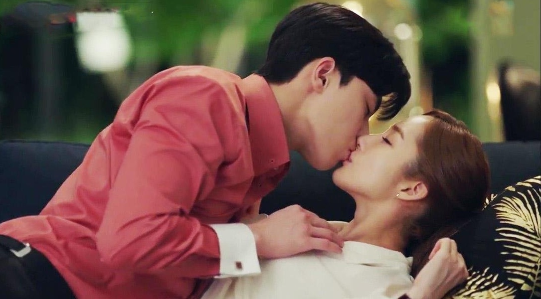 Canh than mat cua Park Min Young, Park Seo Joon dat 100 trieu luot xem hinh anh