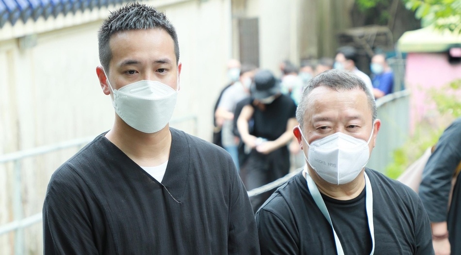 Tang Chi Vy dua tang vo hinh anh