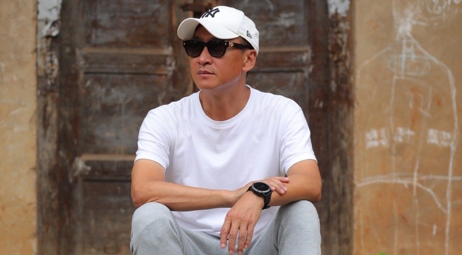 Cuoc song lam nong cua 'Phuc Nhi Khang' Chau Kiet hinh anh