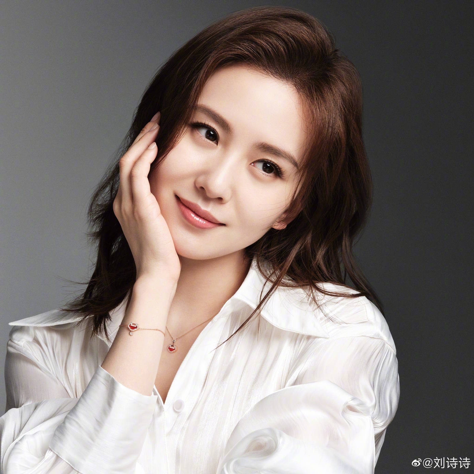 Luu Thi Thi bo bo kinh tam anh 5