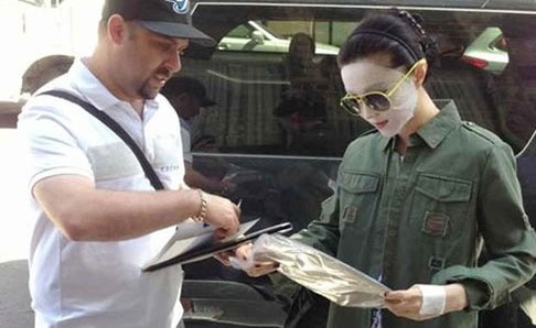 Pham Bang Bang dap mat na ra duong hinh anh