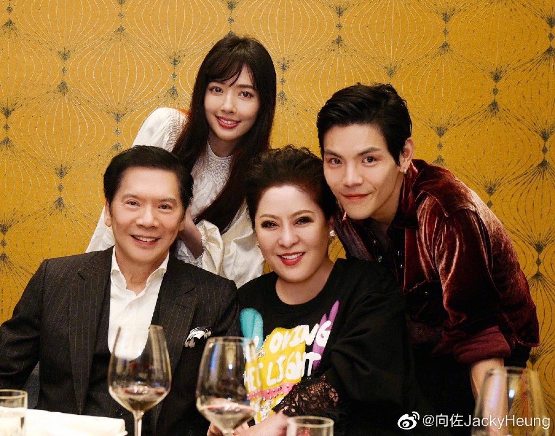 Quach Bich Dinh sinh con anh 1