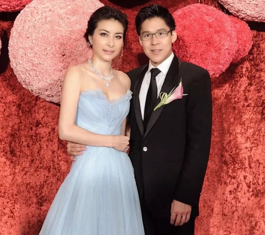 Quach Bich Dinh sinh con anh 4