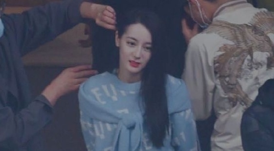 Anh hau truong phim moi cua Dich Le Nhiet Ba hinh anh