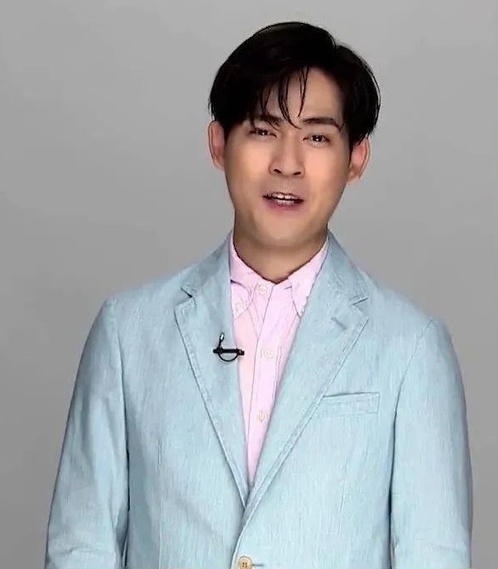 Chau Du Dan f4 anh 1