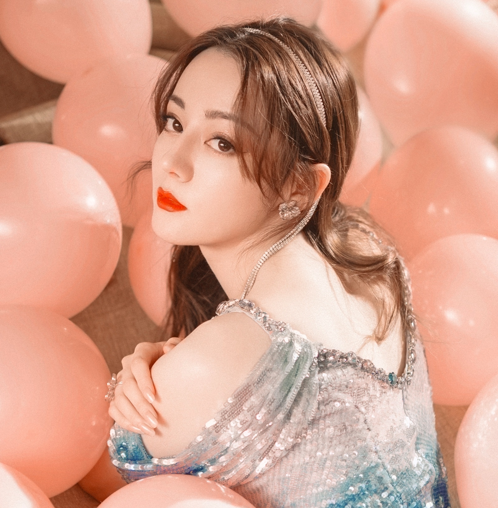 Địch Lệ Nhiệt Ba ảnh 4 Dich Le Nhiet Ba anh 4