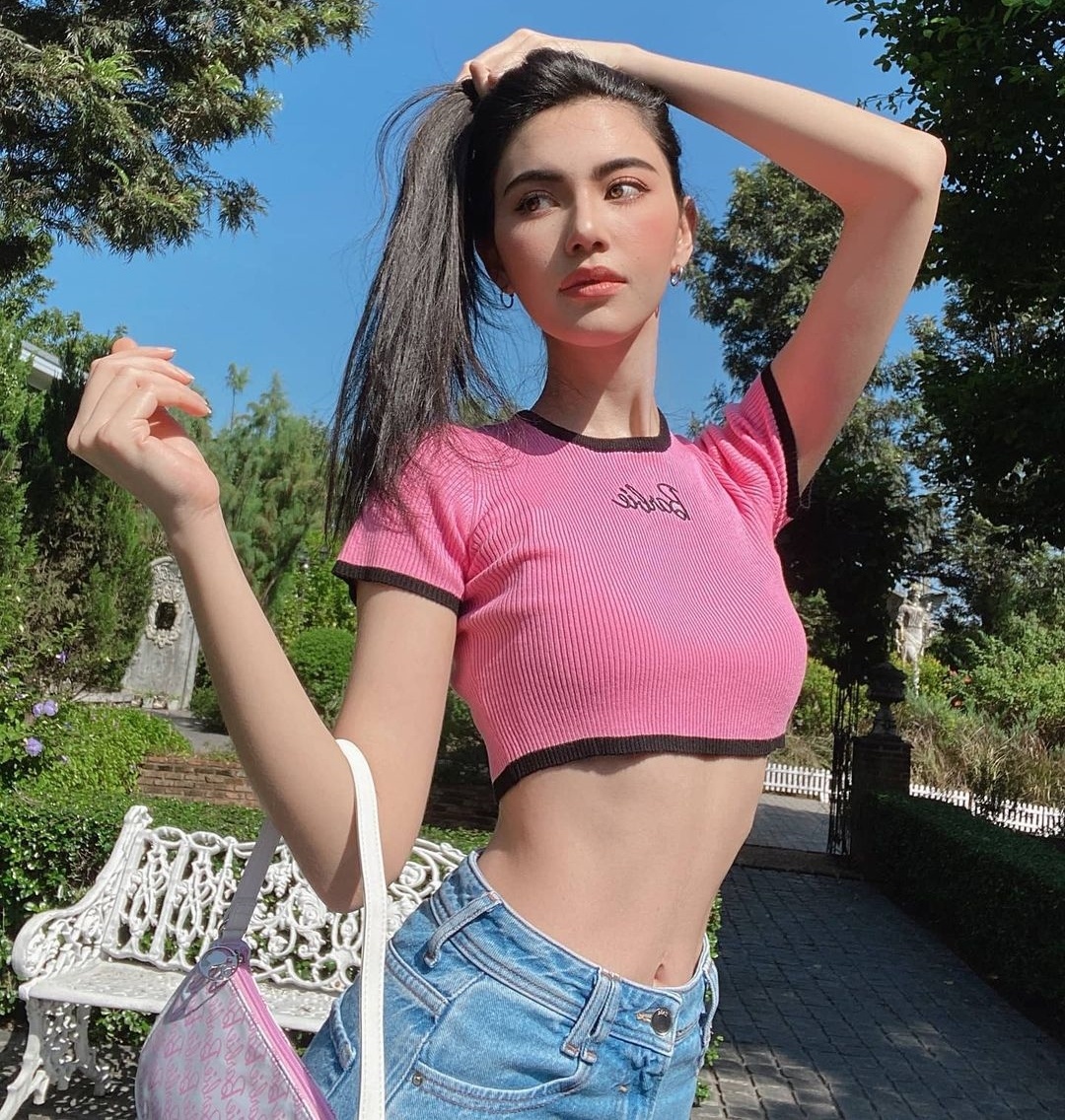 Mai Davika goi cam anh 9