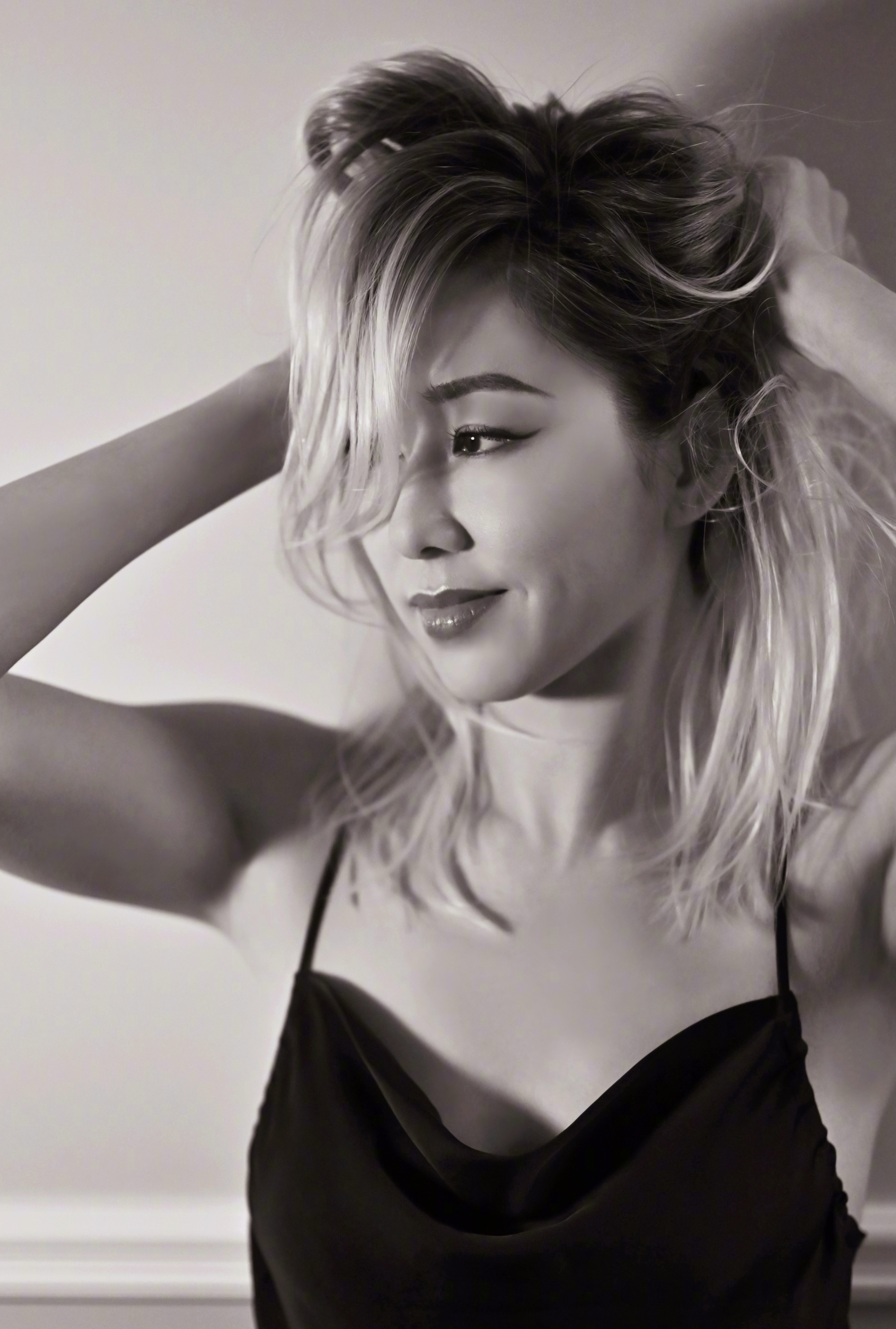 Hồ Định Hân rời TVB ảnh 2 Ho Dinh Han roi TVB anh 2