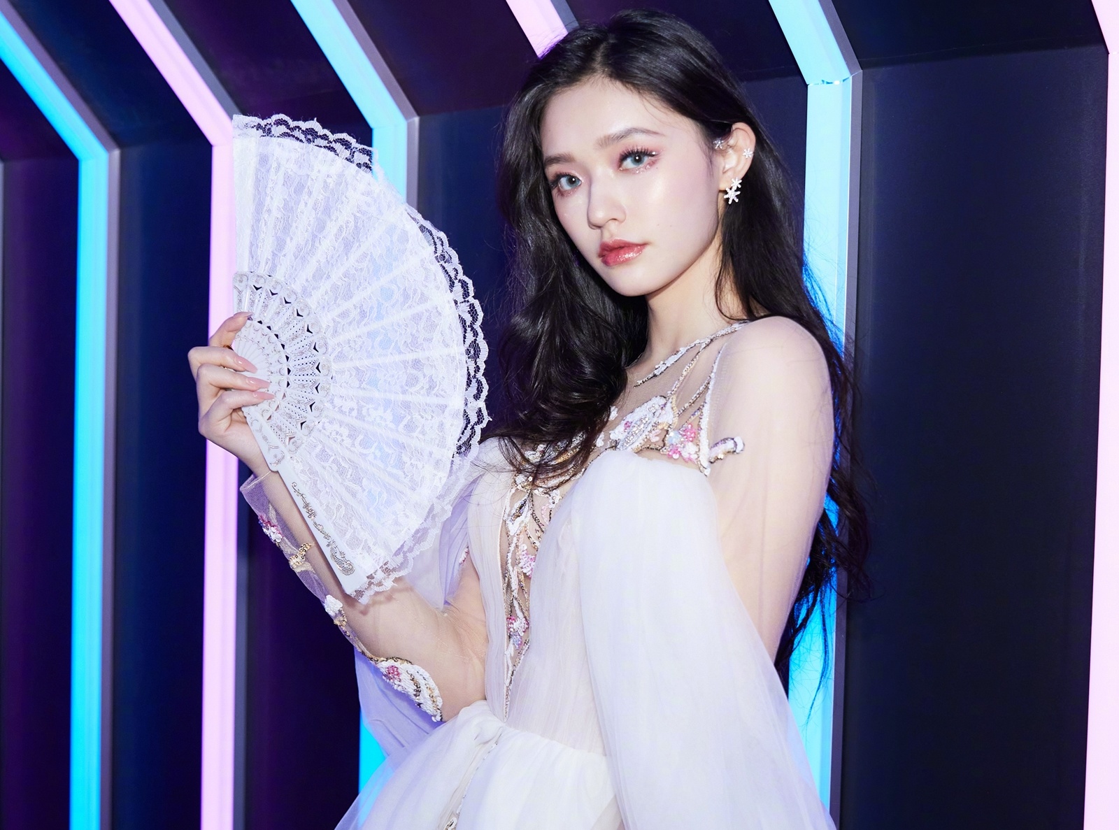 Lâm Duẫn ảnh 5 Lam Duan anh 5