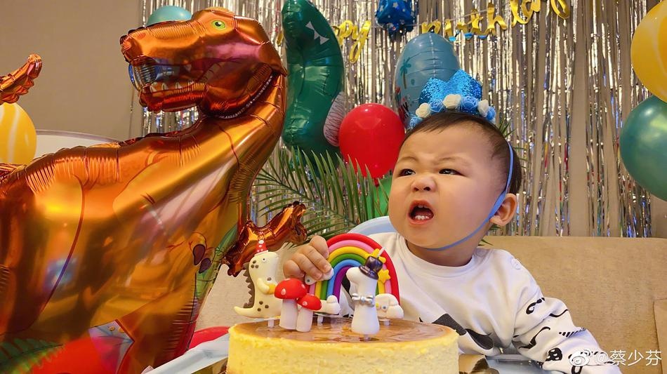 Thai Thieu Phan anh 3