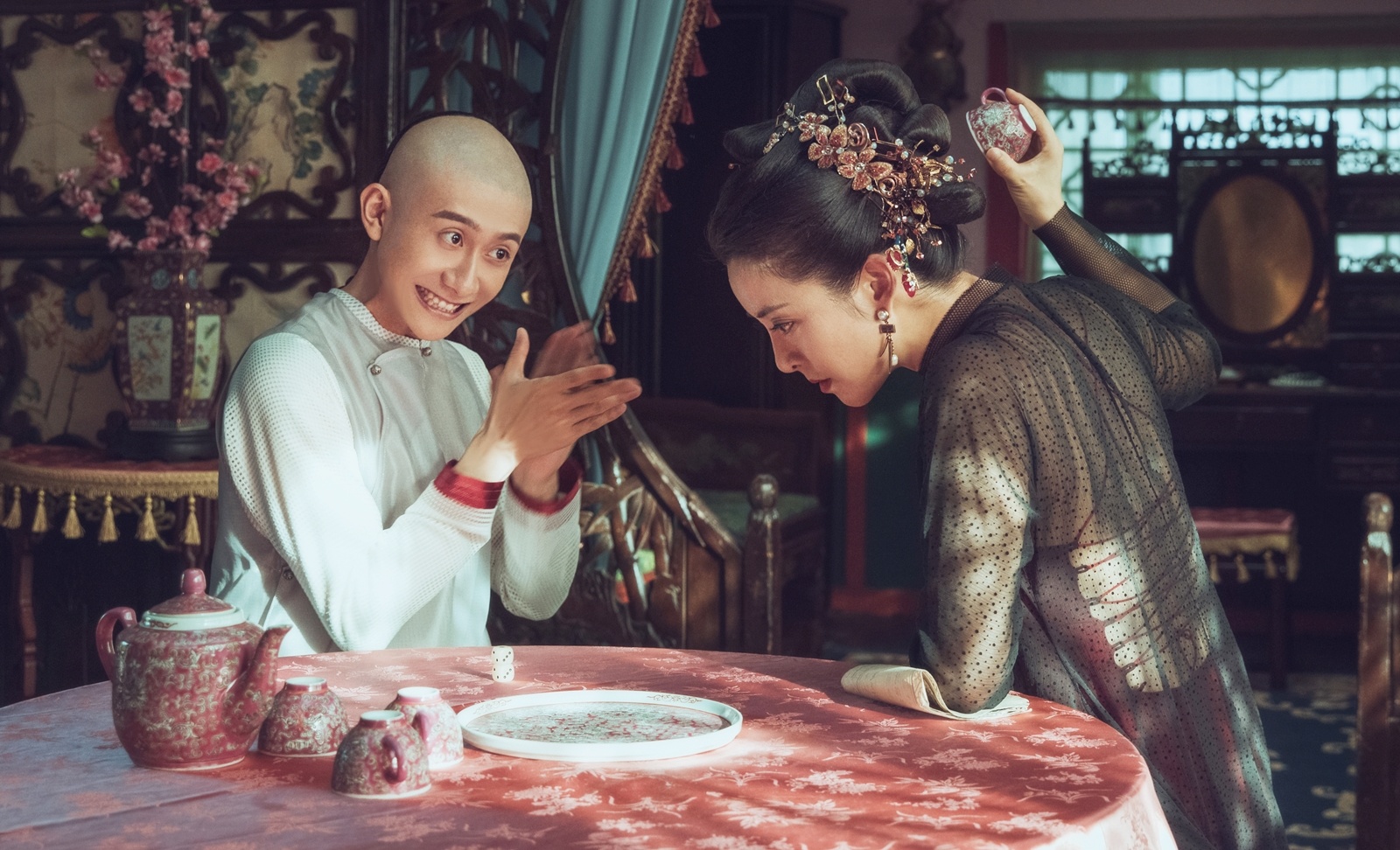 Truong Nhat Son dien Vi Tieu Bao anh 4