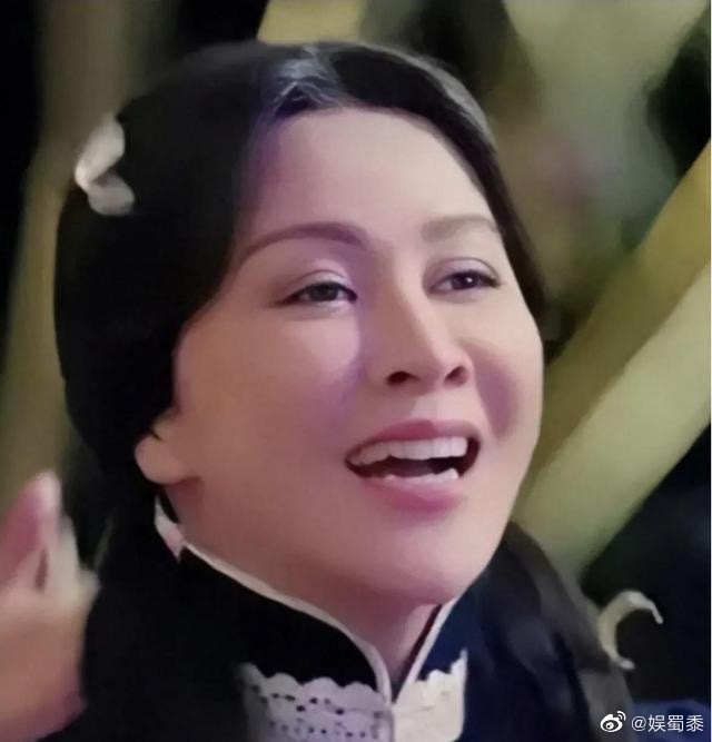 Lưu Gia Linh đóng thiếu nữ 20 tuổi ảnh 3 Luu Gia Linh dong thieu nu 20 tuoi anh 3