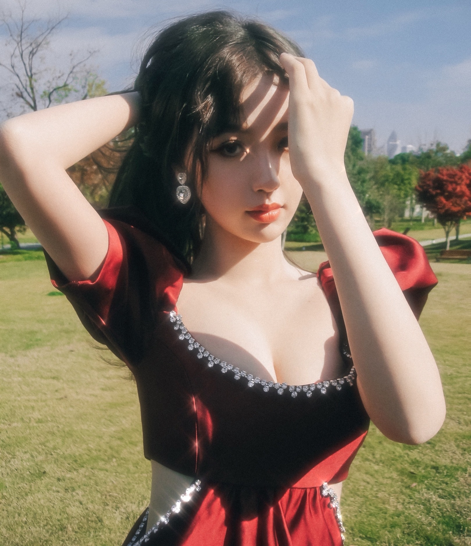 Ngu Thư Hân mẹ nợ tiền ảnh 10 Ngu Thu Han me no tien anh 10