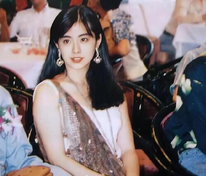 Vuong To Hien bi lua tinh anh 3