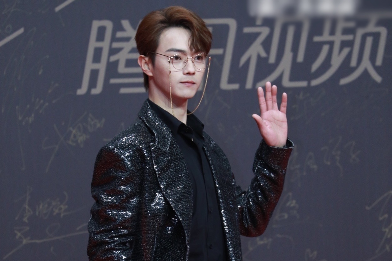 Dich Le Nhiet Ba anh 14