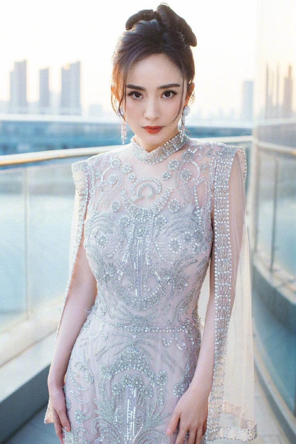 Dich Le Nhiet Ba anh 3