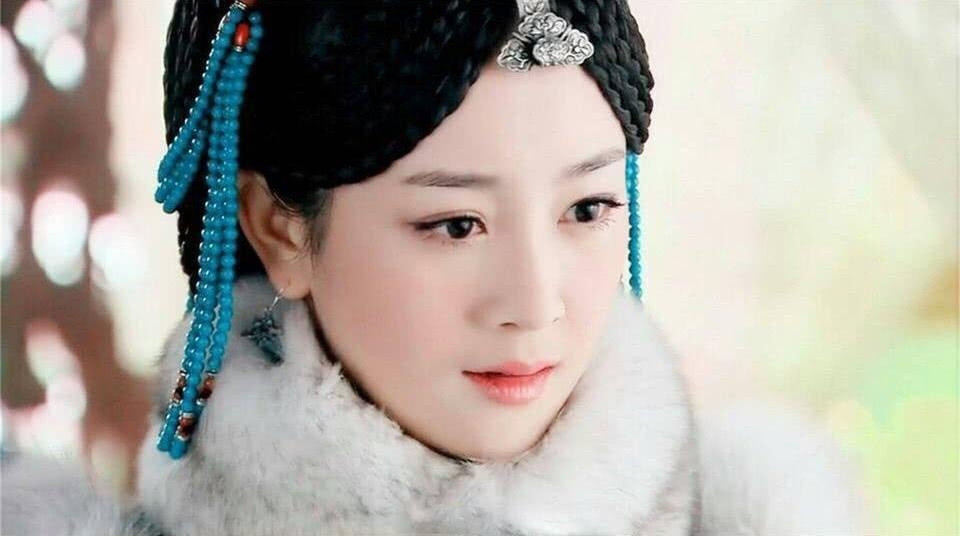 Truong Mong phau thuat tham my anh 1