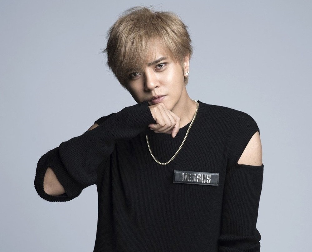 La Chi Tuong ngoai tinh anh 3