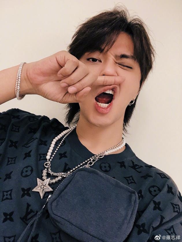 La Chí Tường ngoại tình ảnh 4 La Chi Tuong ngoai tinh anh 4