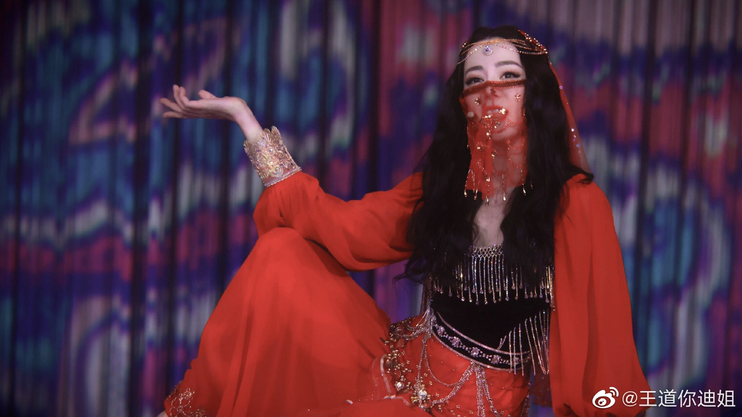 Dich Le Nhiet Ba anh 1