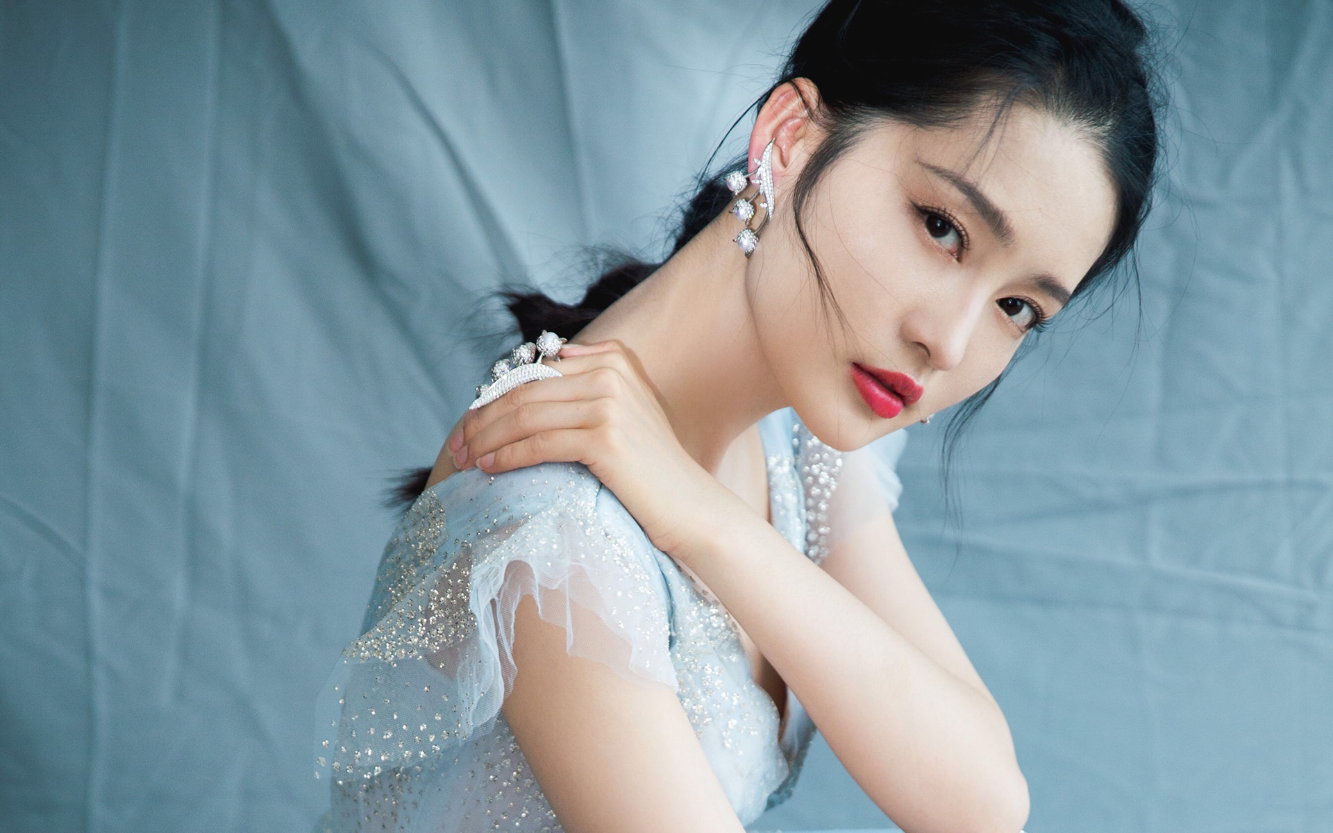 Ly Tham - sao nu khong dung chieu tro de noi tieng hinh anh