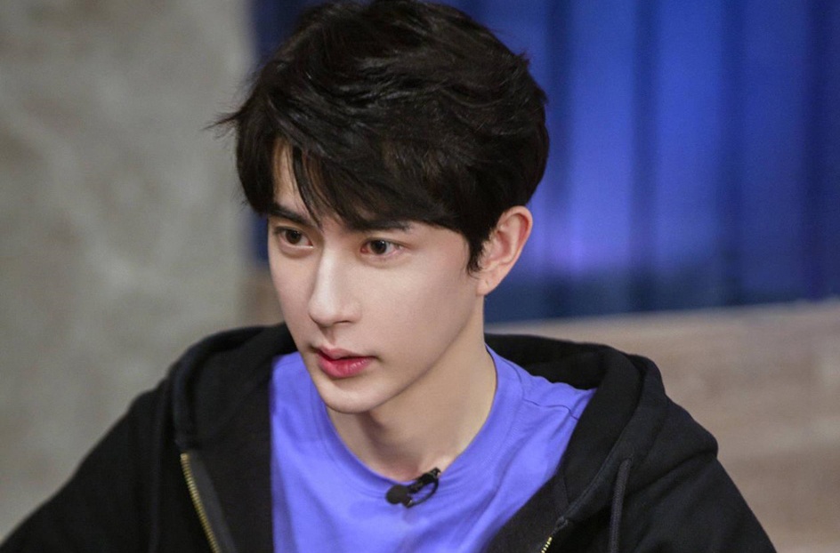 Nghe si tre nho nguoi dong the o game show hinh anh