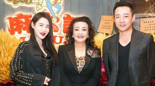 Me chong Tu Hy Vien bi ket an mot nam tu hinh anh