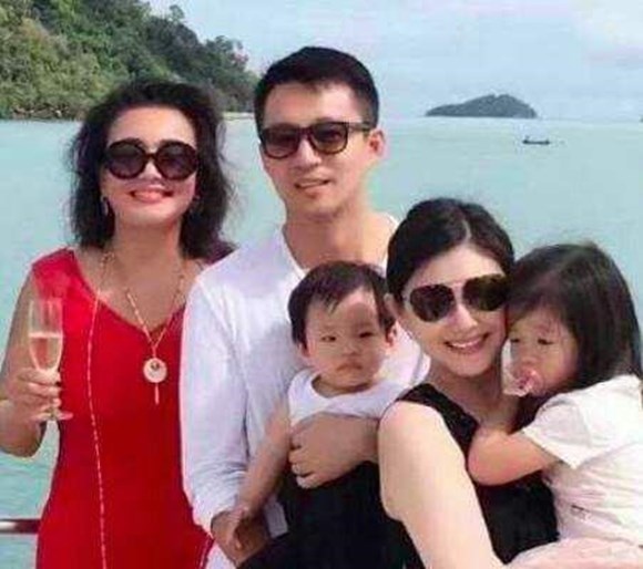 Mẹ chồng Từ Hy Viên bị bắt ảnh 3 Me chong Tu Hy Vien bi bat anh 3