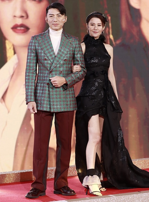 Lễ trao giải TVB 2021 ảnh 14 Le trao giai TVB 2021 anh 14