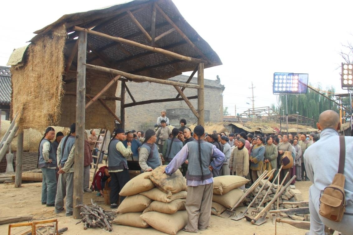 phim truong hoanh diem anh 1