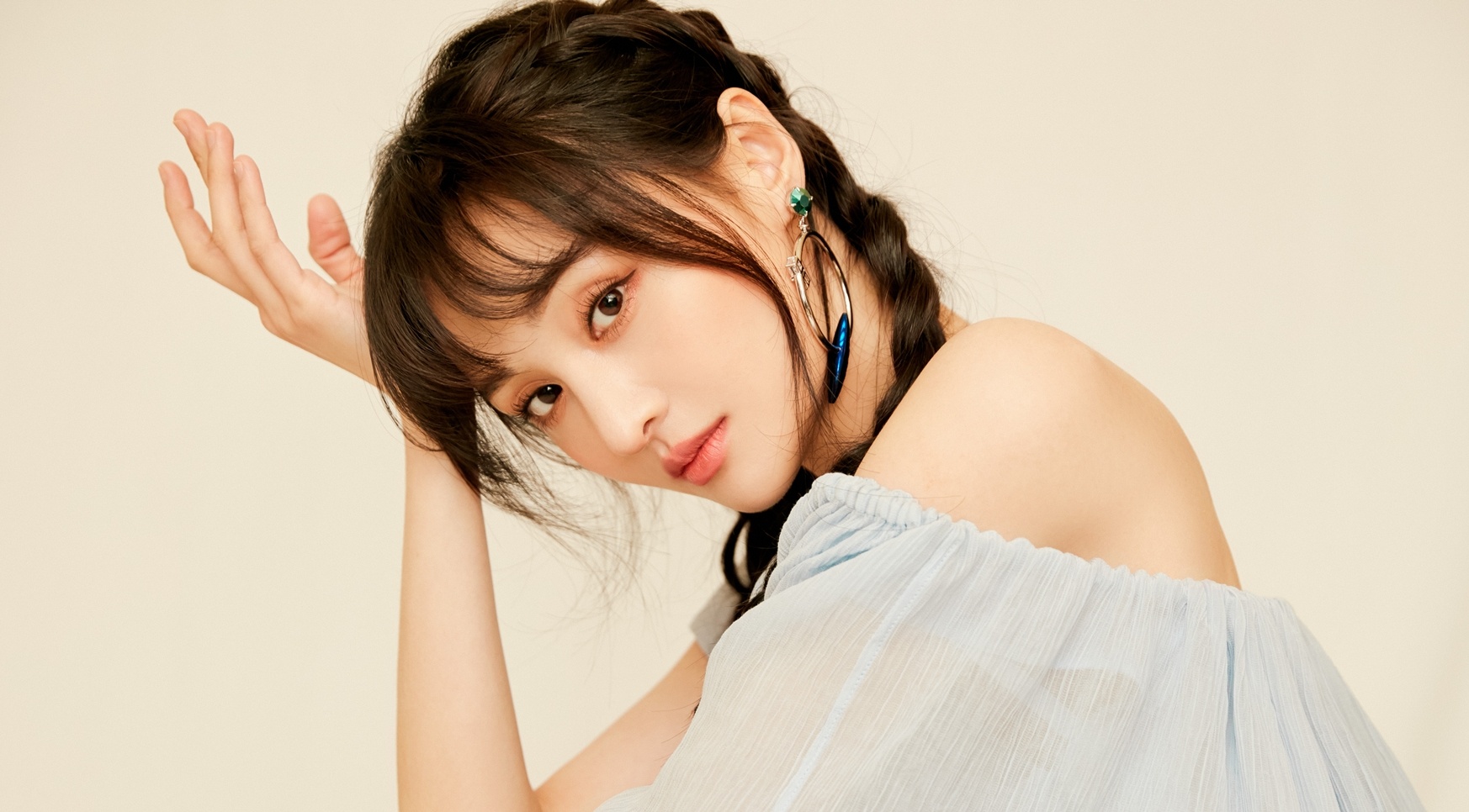 Trinh Sang rao ban can penthouse 23 trieu USD sau be boi bo roi con hinh anh