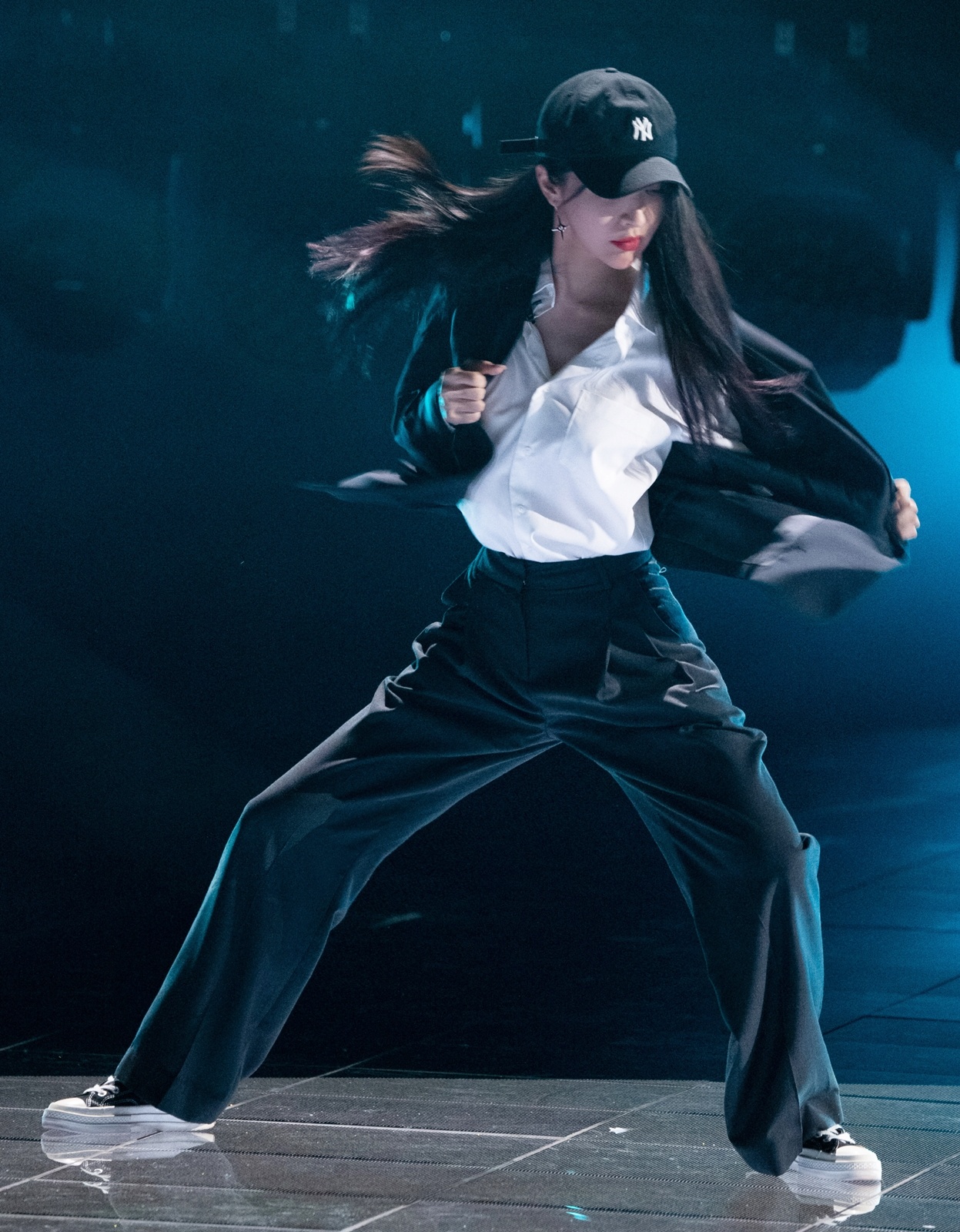 Ty ty dap gio re song 2 anh 4