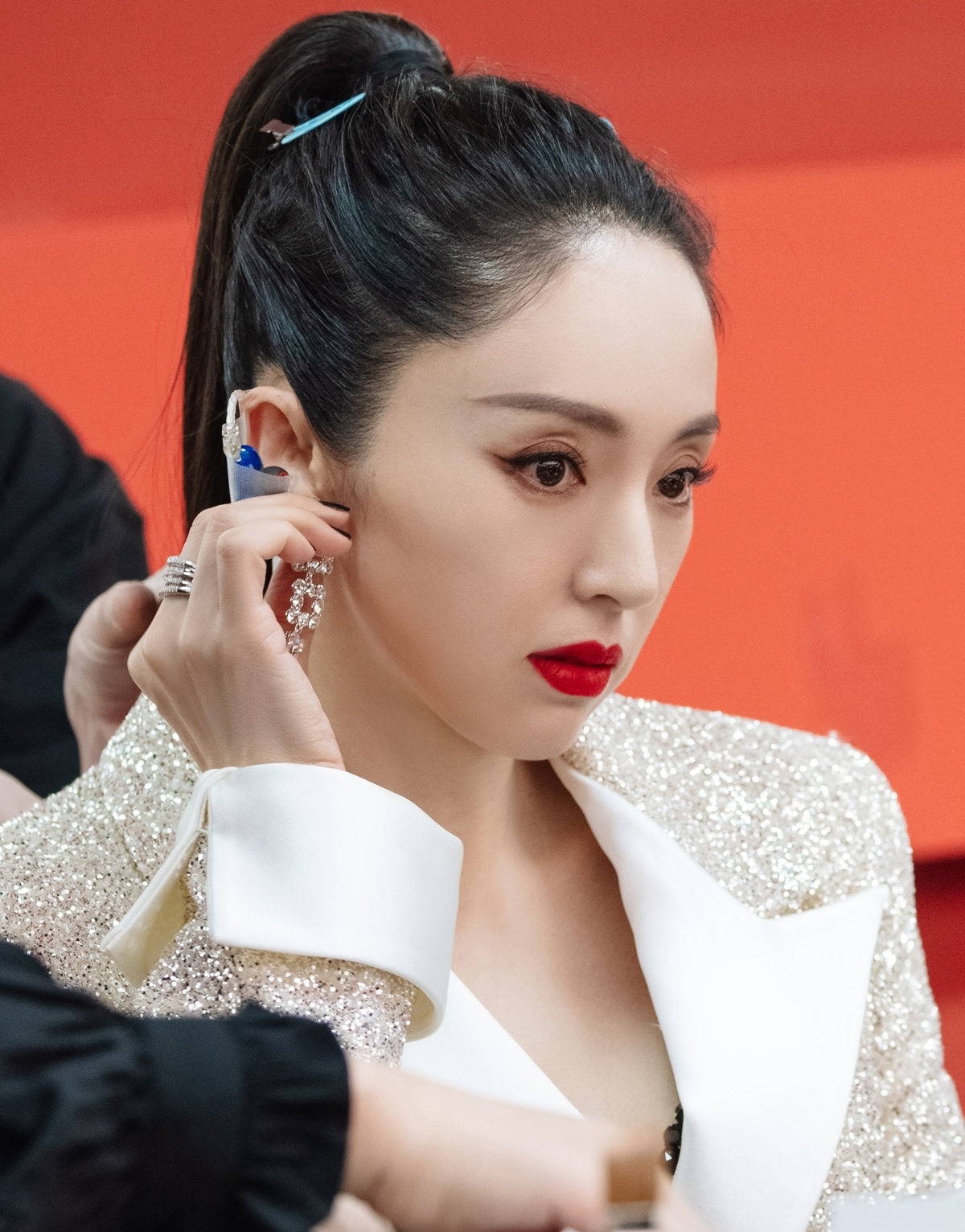 Ty ty dap gio re song 2 anh 18