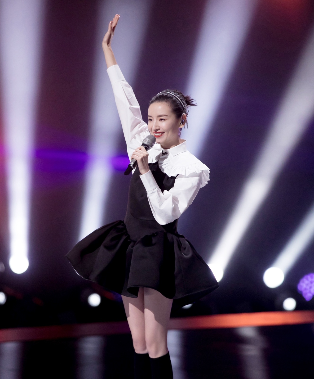 Ty ty dap gio re song 2 anh 6