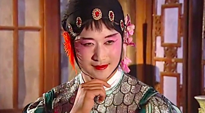 Hinh anh Ngo Kinh khong muon nhin lai hinh anh