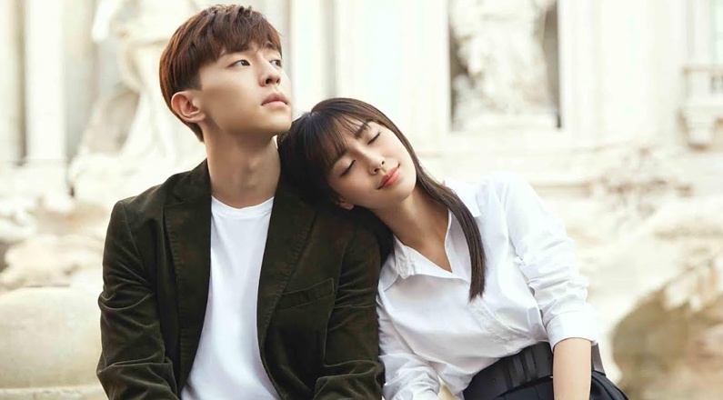 Angelababy di du lich cung Dang Luan giua on ao ly hon? hinh anh