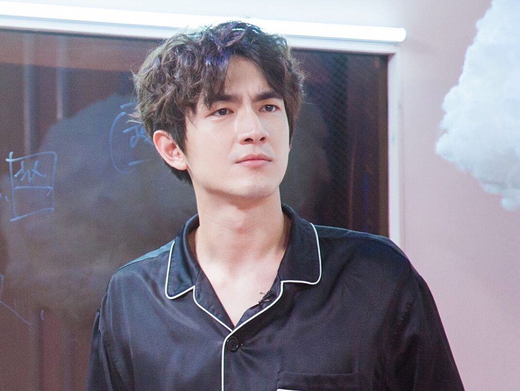 Tieu Chien bi tay chay anh 3