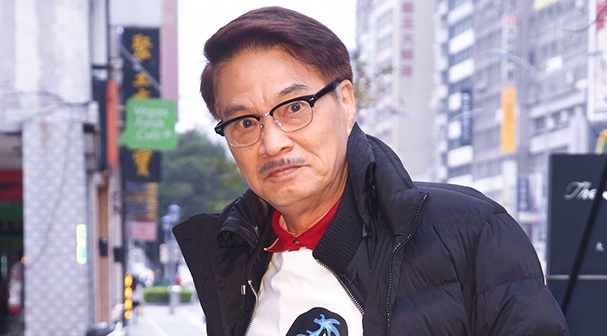 Ngo Manh Dat muon giau kin benh ung thu gan hinh anh