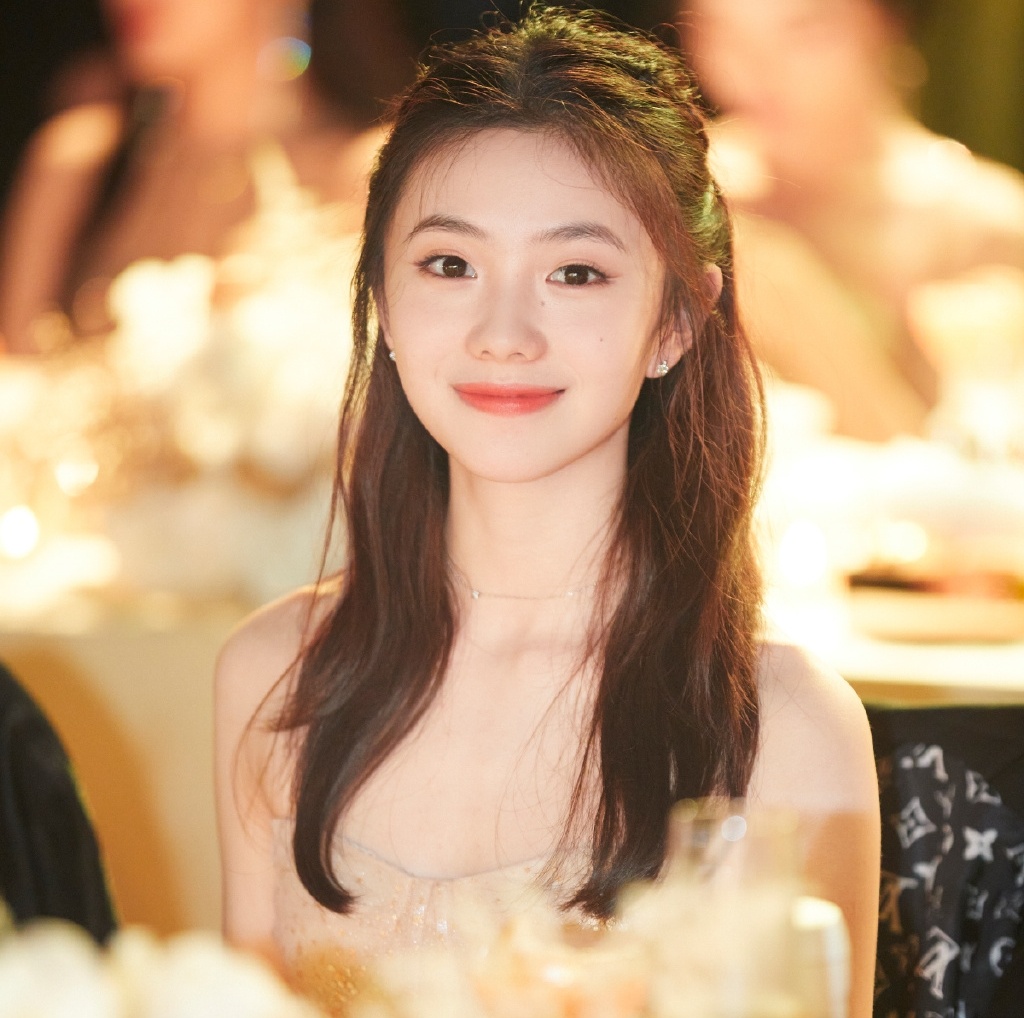 Muu nu lang Luu Hao Ton anh 2