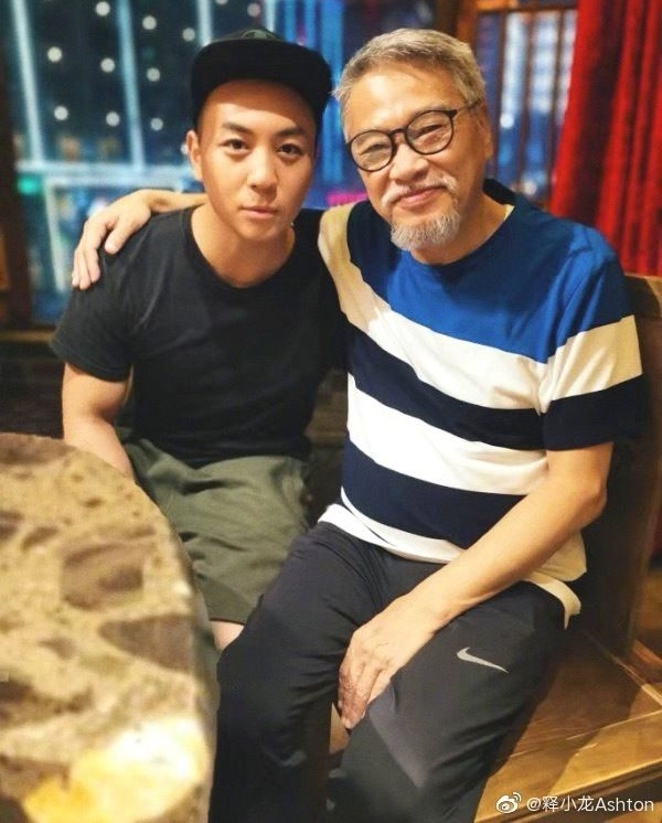 Ngo Manh Dat qua doi anh 4