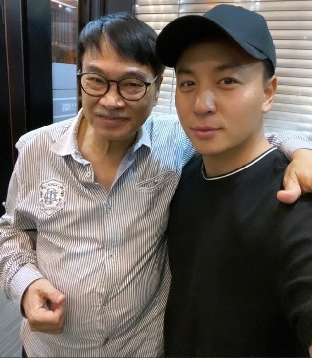 Ngo Manh Dat qua doi anh 3