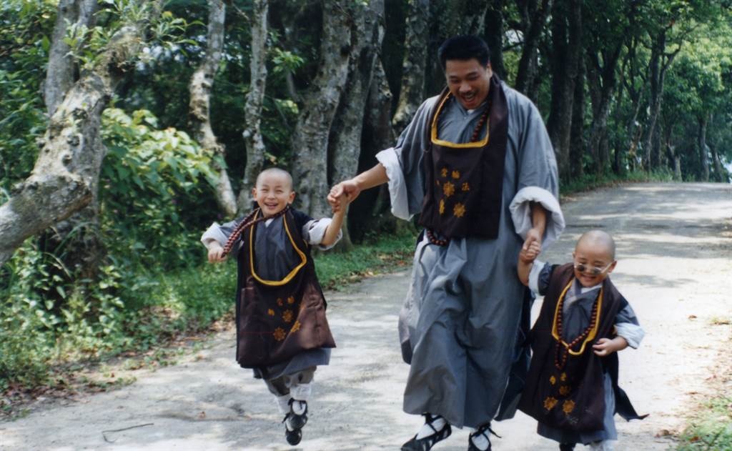 Ngo Manh Dat qua doi anh 1