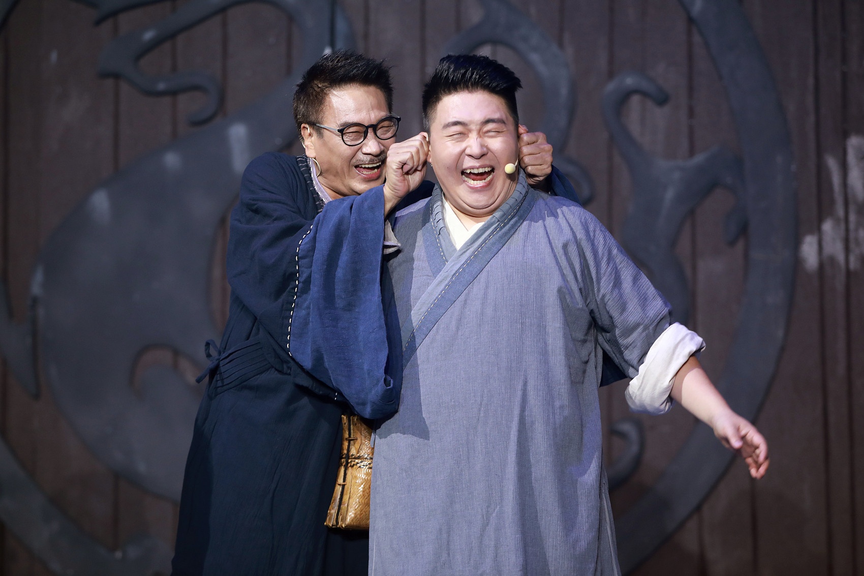 Ngo Manh Dat qua doi anh 7