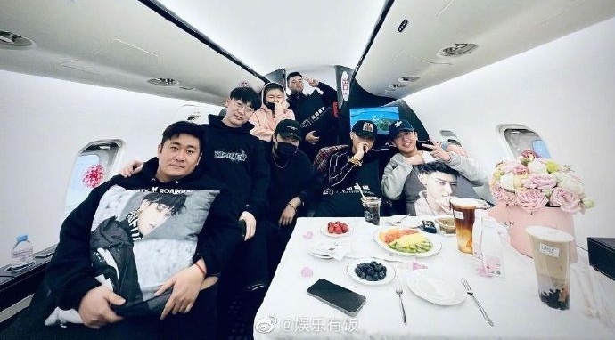 Hoang Tu Thao sau khi thua ke 3 ty USD hinh anh